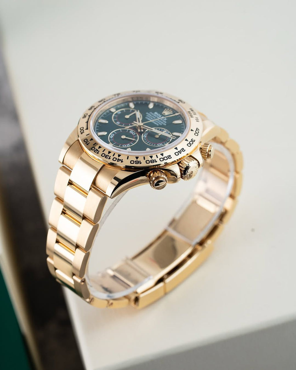 Rol ex Automatic Golden And Green Dial Analog Chronograph Round Men's Watch