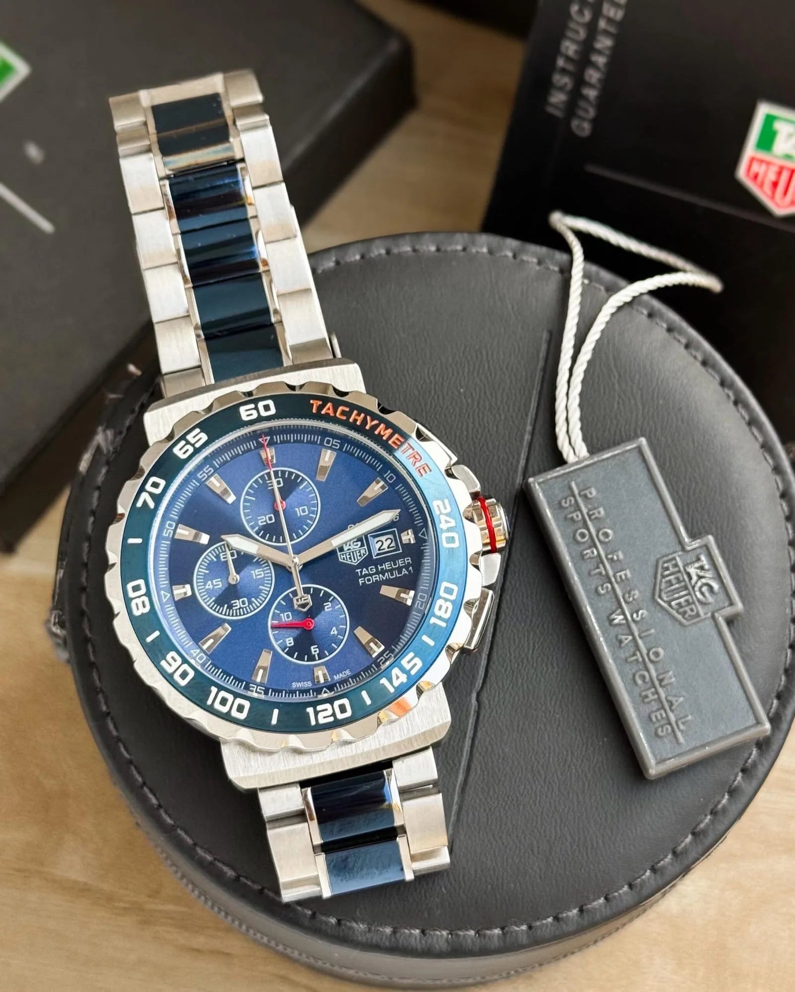 Tag Heuer Formula 1 Chronograph Blue Dial Metal Belt Men's Watch