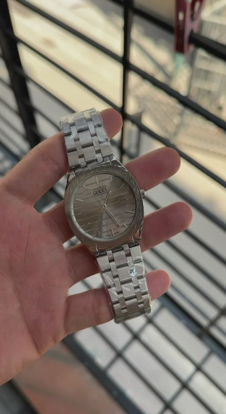 Gucci Slim Silver Dial Men's Watch
