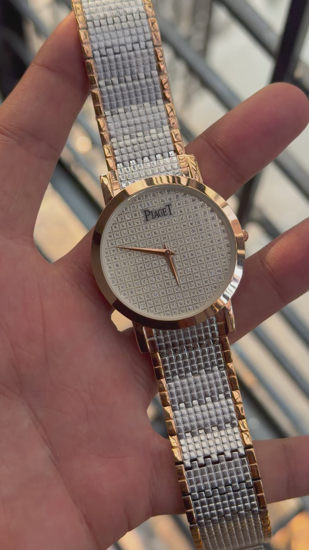 Piaget Diamond Round Dial Quartz Movement Men's Watch